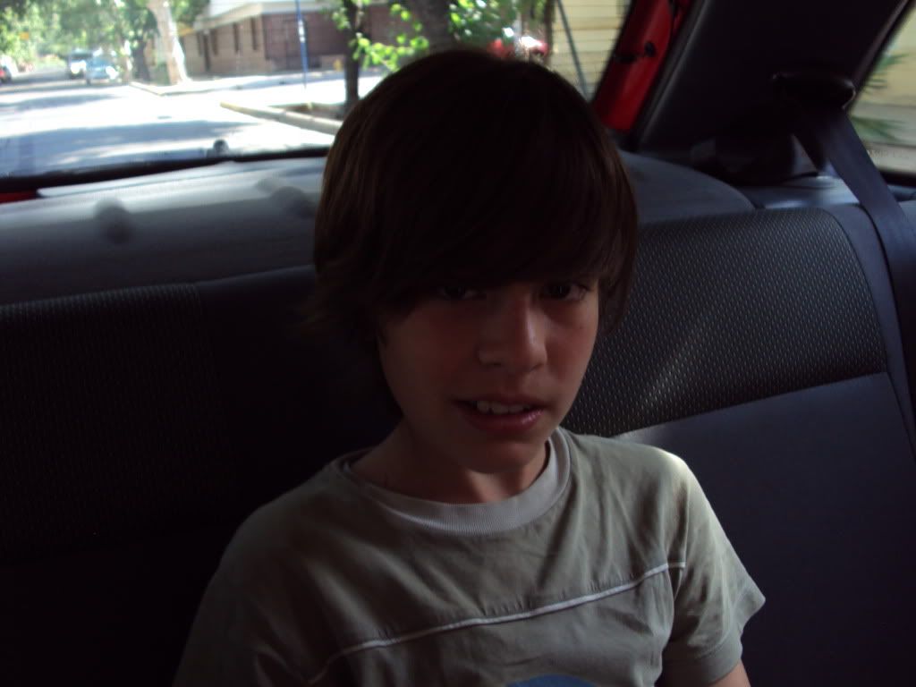 http://i779.photobucket.com/albums/yy71/AR385/LH499145.jpg