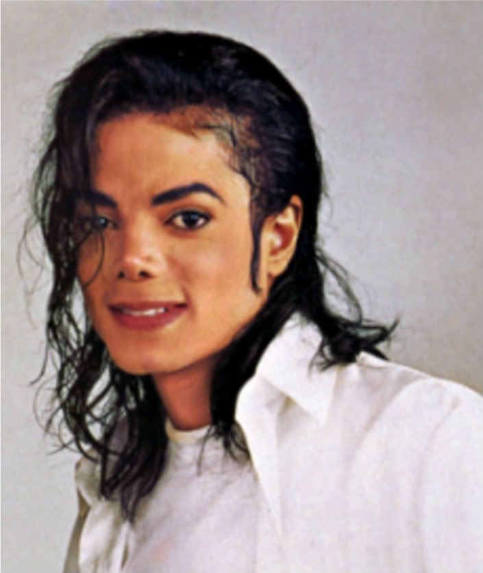 MJJ-PHOTO-EXCELLENT-michael-jackson-20881623-800-1124.jpg