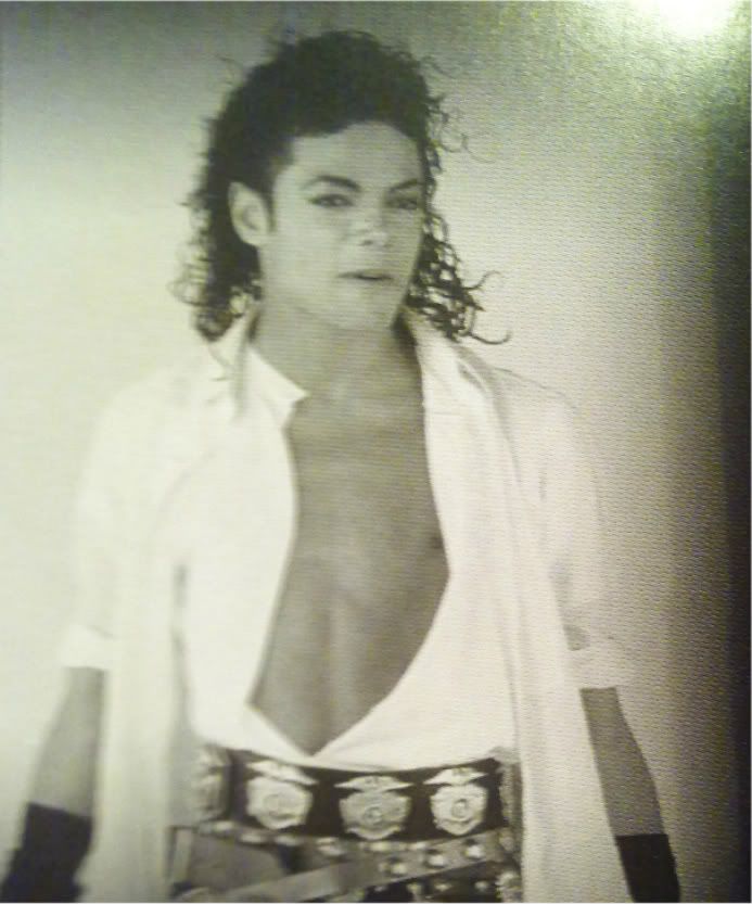 mike-rare-michael-jackson-26214104-1464-2448.jpg