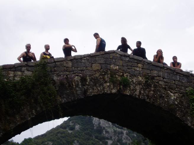 Somoaventura. Deportes de aventura en Cantabria, barrancos, rafting, canoas, despedidas de soltero