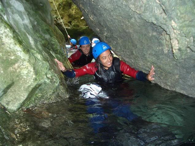 Somoaventura. Deportes de aventura en Cantabria, barrancos, rafting, canoas, despedidas de soltero