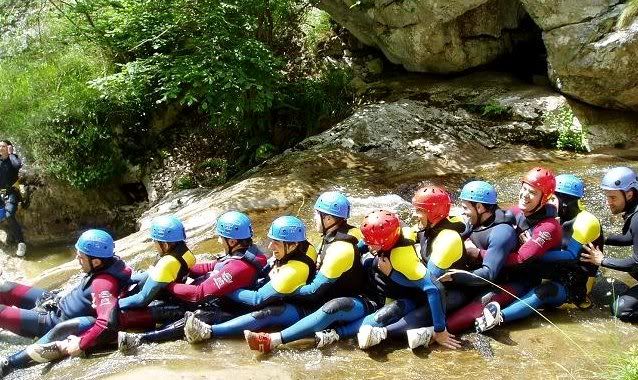 Somoaventura. Deportes de aventura en Cantabria, barrancos, rafting, canoas, despedidas de soltero
